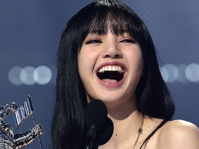 Lisa (BlackPink) làm nên lịch sử