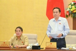 Tin tức trong ngày - Thông qua Nghị quyết về cấp bậc quân hàm cao nhất với chức vụ sĩ quan cấp tướng quân đội