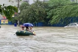 Tin tức trong ngày - Chuyên gia nói gì về nguyên nhân Hà Nội, Thái Nguyên mưa &quot;trắng trời&quot;?