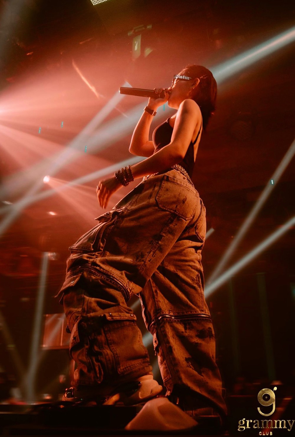 Phong cách độc đáo tạo nên ấn tượng của Linh Kunz