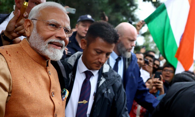 Thủ tướng Ấn Độ Narendra Modi (ngoài cùng bên trái)&nbsp;thăm Ba Lan ngày 21/8. Ảnh: Reuters