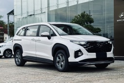 Tin tức ô tô - Đại lý &quot;xả kho&quot; Hyundai Custin, giảm giá lên tới 85 triệu đồng