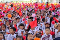 Việc tăng thêm ngày nghỉ lễ vào Quốc khánh, Điện Biên Phủ và khai giảng: Bộ LĐ-TB&XH trả lời cử tri