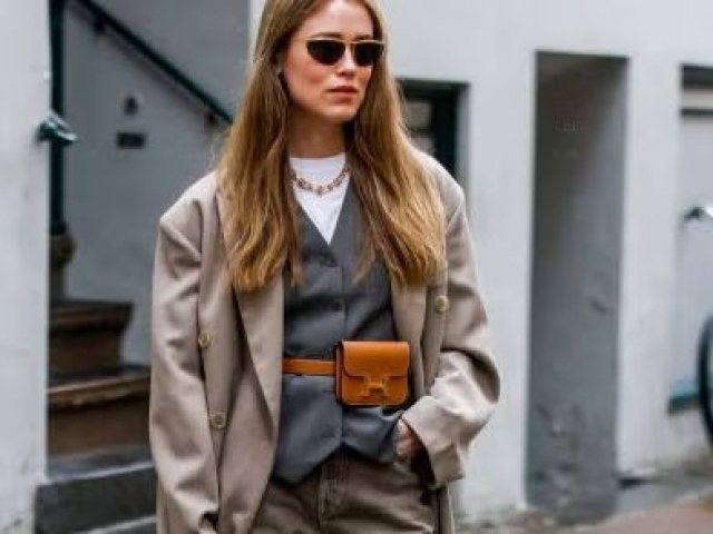 Túi đeo hông belt bag trở lại và khuấy đảo thời trang đường phố như thế nào?