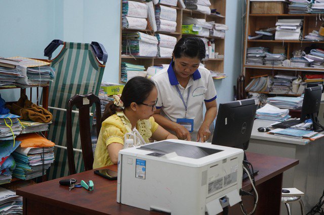 Biên chế suốt đời