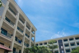 Giáo dục - du học - Đà Nẵng: Sinh viên năm cuối nhường chỗ ký túc xá cho tân sinh viên