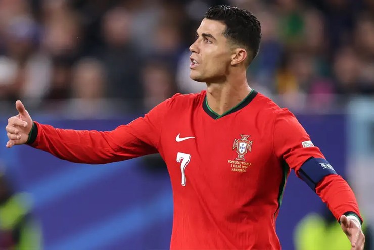 Ronaldo chưa hẹn ngày giã từ ĐT Bồ Đào Nha