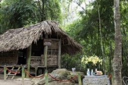 Du lịch - Thăm Lán Nà Nưa nhớ Bác Hồ