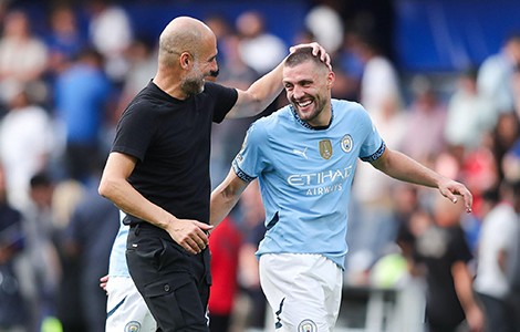 Pep Guardiola - Man City trên đỉnh Ngoại hạng Anh: Sự nhàm chán & toan tính của đế chế màu xanh - 11