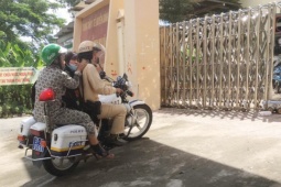 Tin tức trong ngày - CSGT dùng xe đặc chủng chở phụ nữ bị thương đi cấp cứu