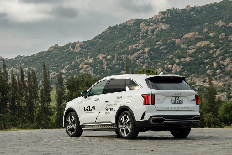 Trải nghiệm Kia Sorento động cơ lai Hybrid, giá giảm còn 1,029 tỷ đồng - 7