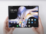 Thời trang Hi-tech - Smartphone gập ba của công ty Trung Quốc khiến Samsung bẽ mặt