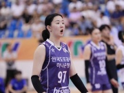 Làm đẹp - Đội trưởng tuyển bóng chuyền Hàn Quốc tranh giải Hoa khôi VTV Cup
