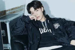 Nhạc - Ca sĩ thần tượng bị loại khỏi nhóm vì scandal tình dục