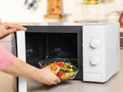 Thời trang Hi-tech - Cảnh báo: Tuyệt đối không hâm nóng thức ăn trong hộp nhựa bằng lò vi sóng!