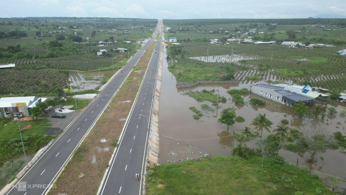 Ngập nặng Hàm Thuận Nam: Chủ đầu tư phủ nhận liên quan đến đường 719B