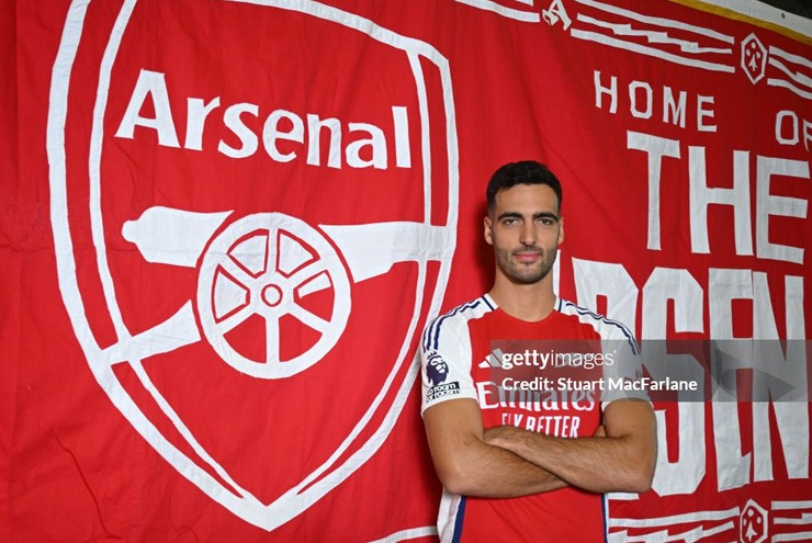 Merino dính điềm xui khi mới đến với Arsenal