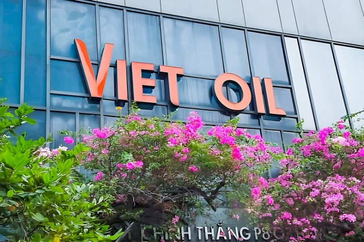 Bí mật đằng sau vụ biển thủ hơn 1400 tỷ đồng tại Xuyên Việt Oil: Hối lộ bằng đồng hồ, xe sang