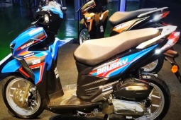 Soi gần hơn xe ga 2024 Kawasaki Brusky 125 đang gây sốt