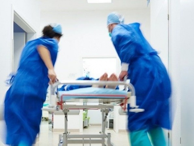Đi cấp cứu ngay khi vừa ngủ dậy vì căn bệnh có tỷ lệ tử vong cao hơn ung thư