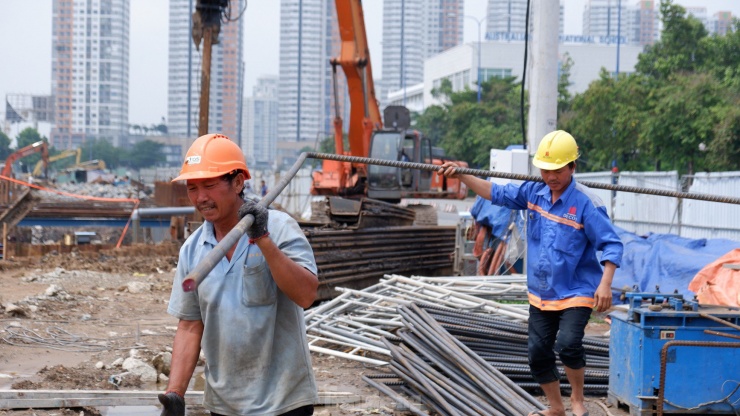 Công trình trọng điểm vẫn miệt mài thi công trong những ngày nghỉ Quốc khánh