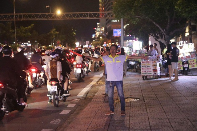 Sắc màu rực rỡ đêm Quốc khánh tại Thành phố Hồ Chí Minh