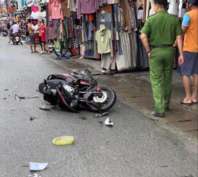 Tai nạn nghiêm trọng ở Đồng Nai: Ô tô tông liên hoàn 4 xe máy, 1 người bị thương