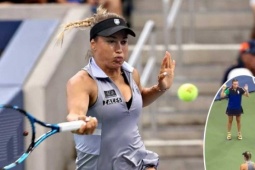 Thể thao - Clip hành vi xấu xí của tay vợt người Kazakhstan