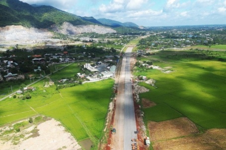 Cao tốc Biên Hòa - Vũng Tàu qua Bà Rịa - Vũng Tàu dần thành hình, thông xe kỹ thuật dự kiến vào tháng 4/2025