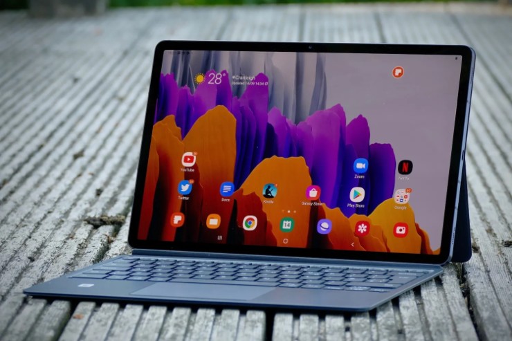 Galaxy Tab S7 và Tab S7+ cũng đã bị bỏ rơi.