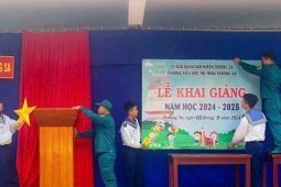 Giáo dục - du học - Khai giảng đặc biệt của thầy giáo viết tâm thư để tới Trường Sa