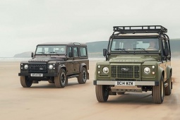 Hãng xe Anh Quốc phục chế chiếc Defender V8 huyền thoại