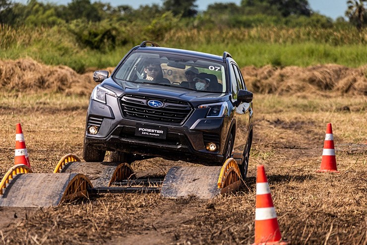 Subaru Forester nhập có gì đặc biệt để hút khách hàng Việt? - 2