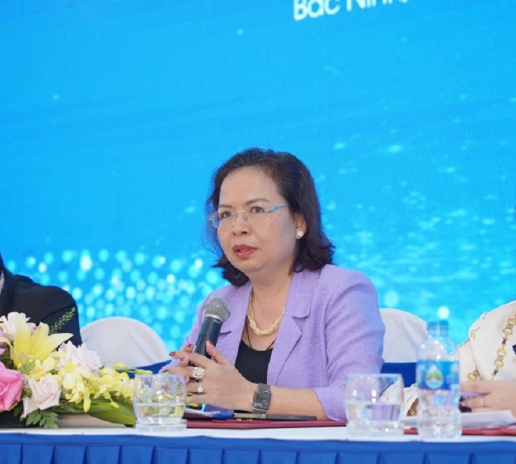 Bà Nguyễn Thị Thu Hương &nbsp;- Tổng giám đốc KBC nhận thu nhập 17 tỷ đồng trong năm 2023