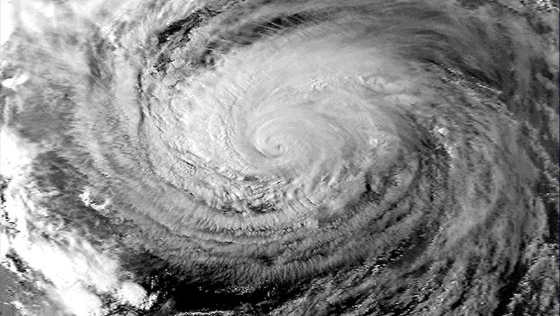 Hình ảnh siêu bão Tip năm 1979 nhìn từ ngoài hành tinh. Ảnh: NOAA