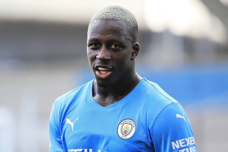 Mendy rời Man City khi hợp đồng của anh kết thúc vào mùa hè năm 2023