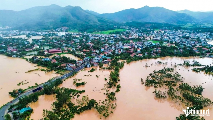 Bão số 3 tàn phá Bắc Giang, gây ngập lụt nghiêm trọng, mất liên lạc và cuốn trôi người