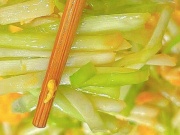 Thị trường - Tiêu dùng - Loại rau như "nhân sâm của người nghèo", ở quê mọc đầy như cỏ dại