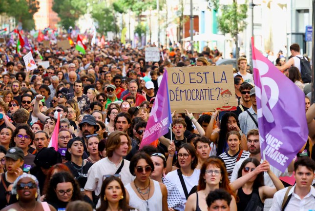 Người Pháp biểu tình ở thành phố Marseille, ngày 7/9. (Ảnh: Reuters)