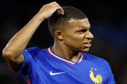 Nội bộ Pháp lục đục: Mbappe mất điểm với đồng đội, nguy cơ ngồi dự bị