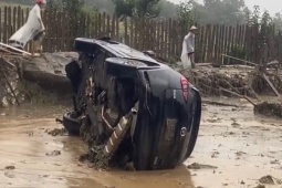 Tin tức trong ngày - Sạt lở nghiêm trọng khiến 15 người thương vong, 4 người mất tích ở Lào Cai