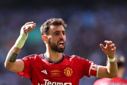 Bruno Fernandes sang tuổi 30: Tài năng lớn nhưng lận đận vì MU & Ronaldo?