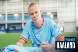 “Cỗ máy săn bàn” Haaland sắp gia hạn với Man City, điều khoản lạ cho Real