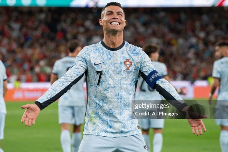 Ronaldo vẫn đang đi chinh phục các kỷ lục ở tuổi 39