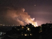 Thế giới - Video: Khoảnh khắc Hezbollah phóng hàng chục rocket, tập kích thành phố Israel