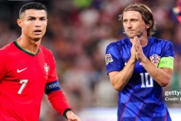 Bóng đá - Ronaldo - Modric &quot;hồi xuân&quot; ở đội tuyển, dấu hỏi Tây Ban Nha sau EURO (Clip 1 phút Bóng đá 24H)