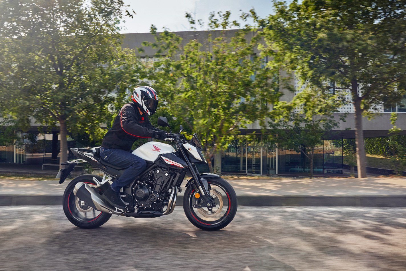 Honda Việt Nam giới thiệu loạt xe phân khối lớn 2024 với công nghệ E-Clutch lần đầu tiên xuất hiện - 3