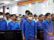 Pháp luật - 7 thanh tra giao thông bị cáo buộc 'bảo kê' xe vi phạm