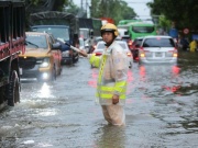 Tin tức trong ngày - Cấm phương tiện vào cao tốc Pháp Vân - Cầu Giẽ do ngập sâu