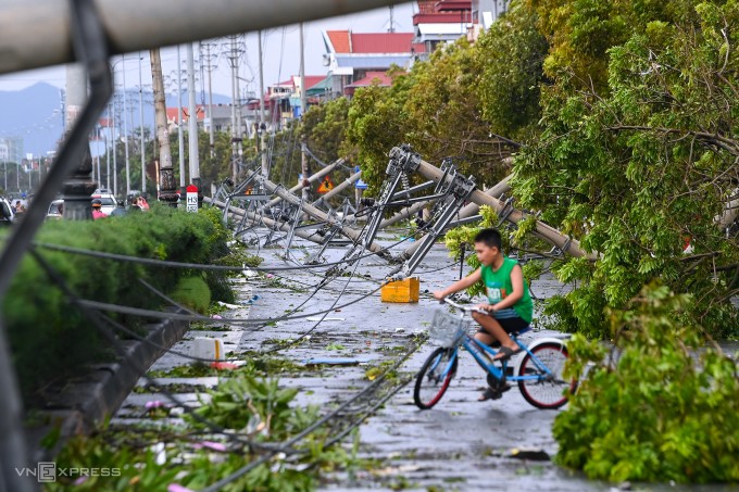 Thủ tướng hỗ trợ Quảng Ninh và Hải Phòng, ưu tiên ngân sách trung ương cho vùng khó khăn